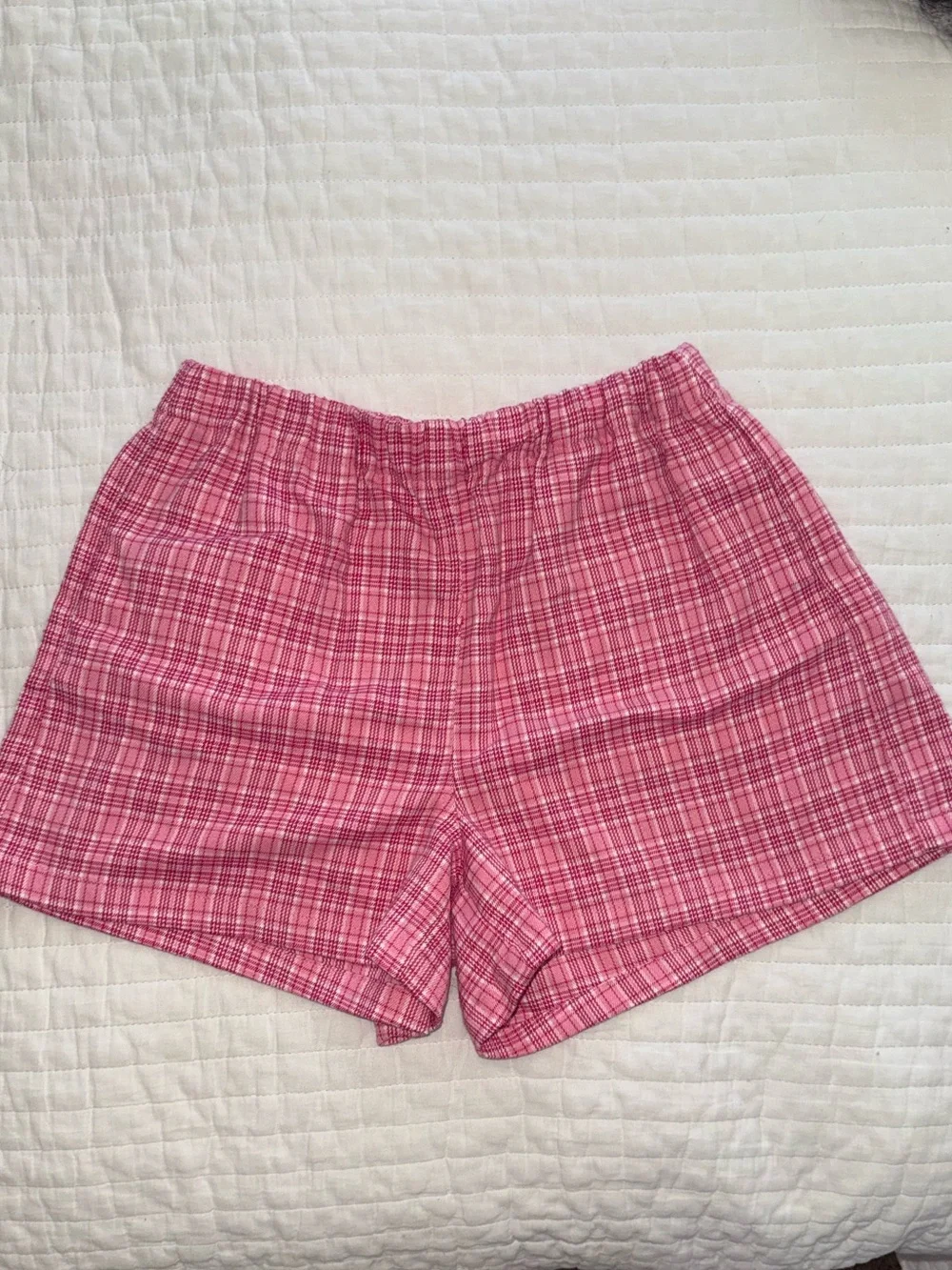 Brandy Melville pink plaid Logan shorts